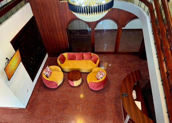 Humming Birds Suites