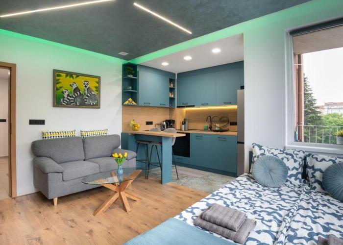Studio Sapphire