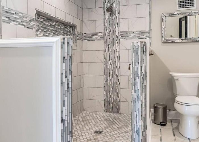 Old Dauphin Way Historic Home - Unit 6