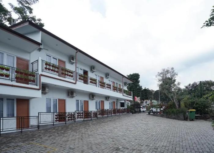 Urbanview Hotel Kazanan Lembang Bandung by RedDoorz