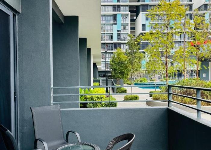 Core Soho Suites Kota Warisan Sepang KLIA Airport Free Wifi by BKA LEGACY