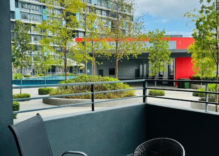 Core Soho Suites Kota Warisan Sepang KLIA Airport Free Wifi by BKA LEGACY