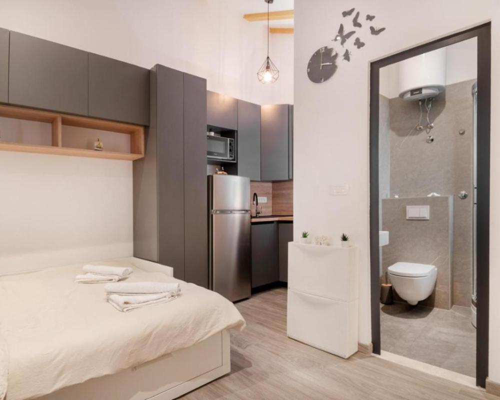 фото Studio apartman Modesty