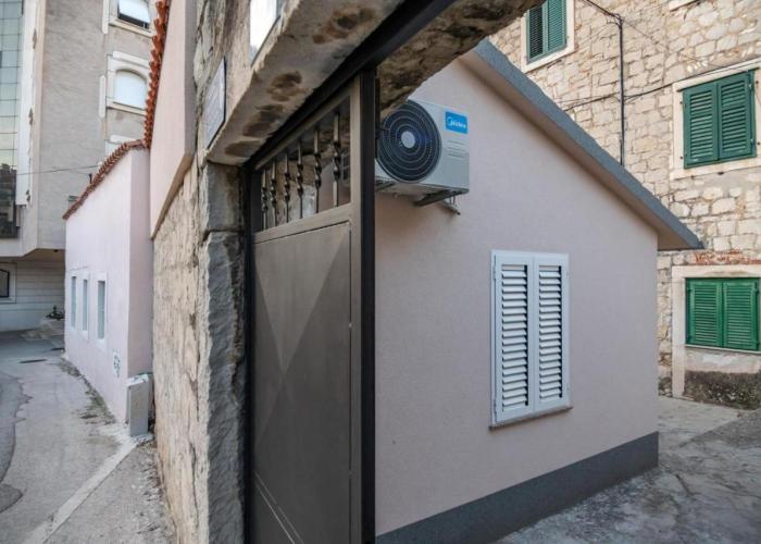 Studio apartman Modesty