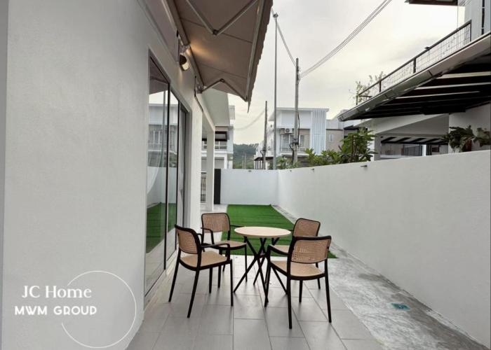 Kluang Gunung Lambak view Family Suites