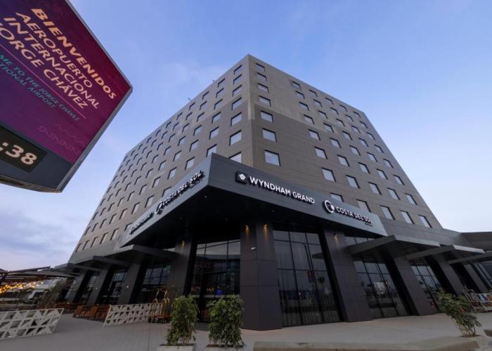Wyndham Grand Costa Del Sol Lima Airport
