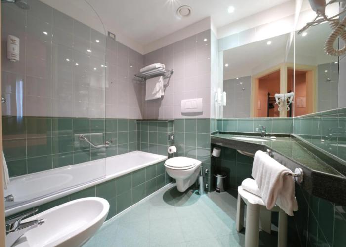 La Meridiana Bleisure Hotel