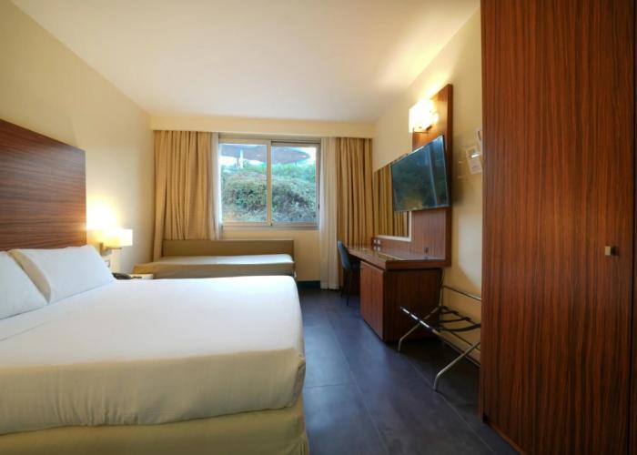 La Meridiana Bleisure Hotel