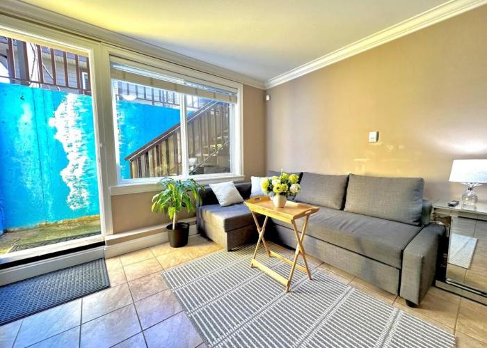 Lovely 2br Bsmt Suite W Parking For Pickup