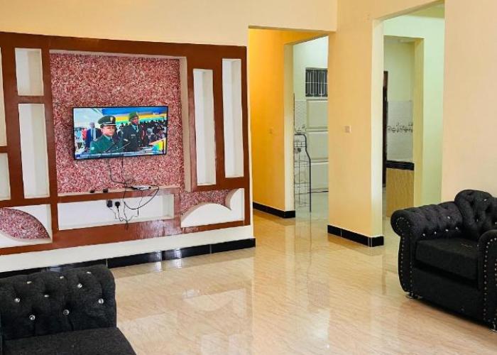 Kaye zuri House
