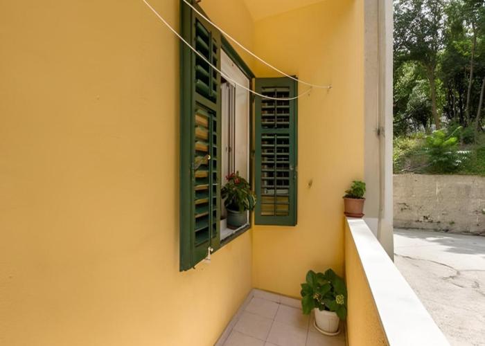 Old Town & Free Parking - Sweet Studio Apartment Dado with Balcony