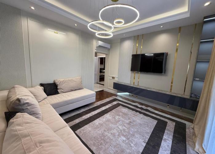 Apartment Айни 60