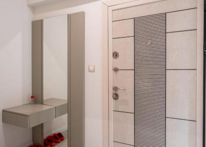 Elegant & Stylish 2-Bedroom Apartment