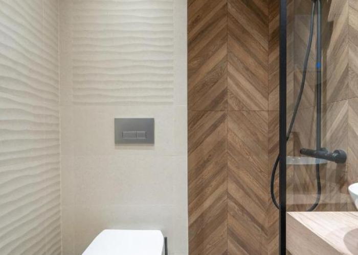 Elegant & Stylish 2-Bedroom Apartment