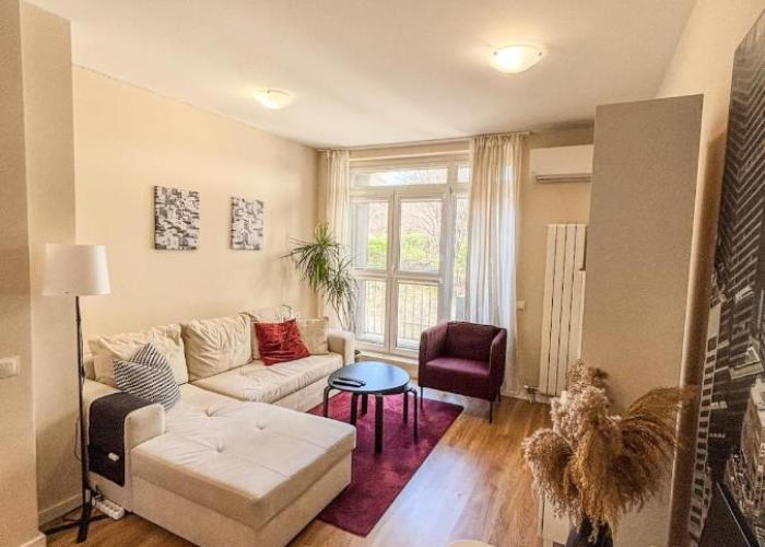 Scandi Suite Business & Leisure