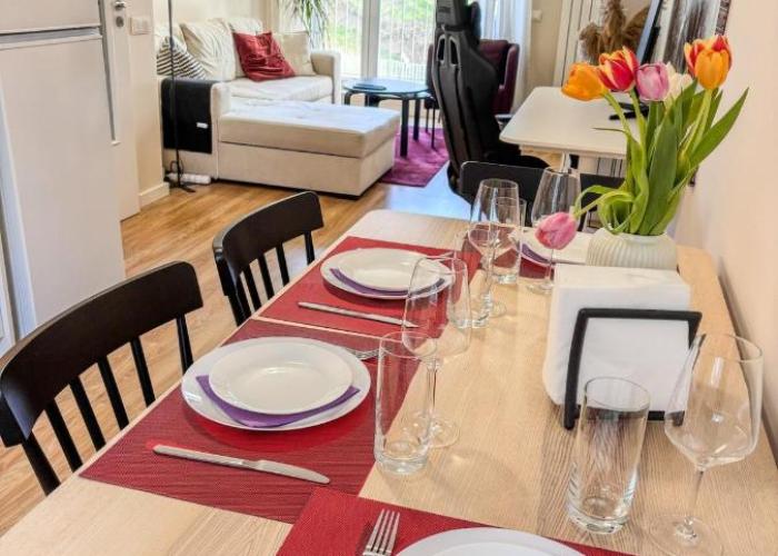 Scandi Suite Business & Leisure
