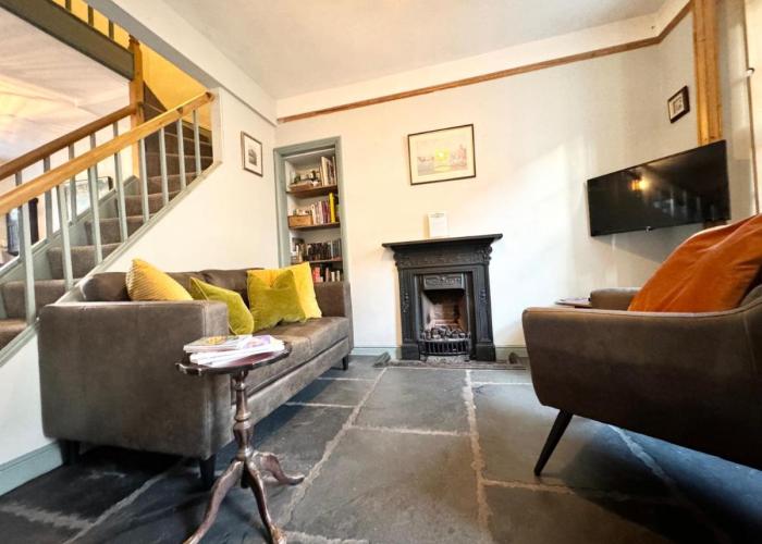 The Old Locksmith Cottage - Ulverston