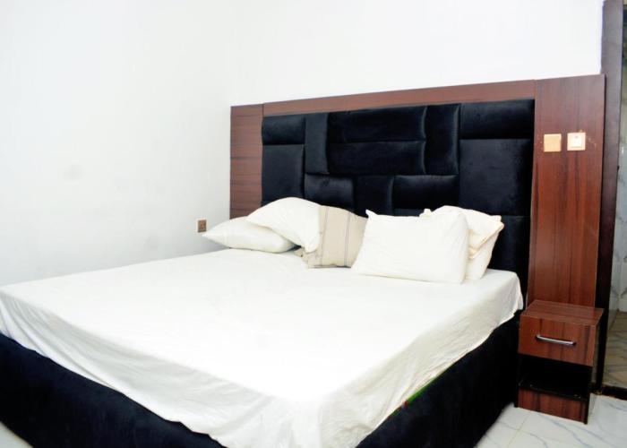 Ike Service Apartments