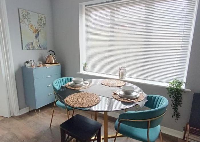 Modern with parking near Windsor Castle & Legoland