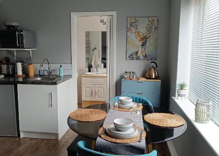 Modern with parking near Windsor Castle & Legoland