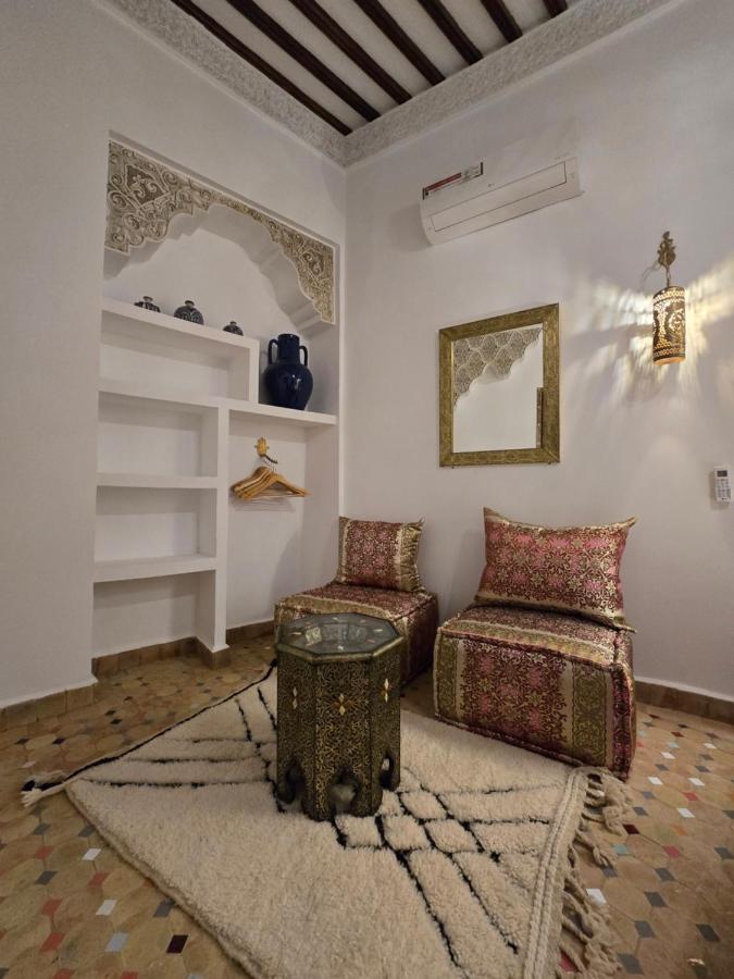 фото Riad Sidi