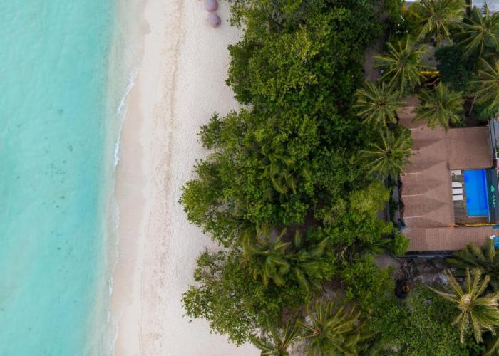 ARIA Beach, Ukulhas