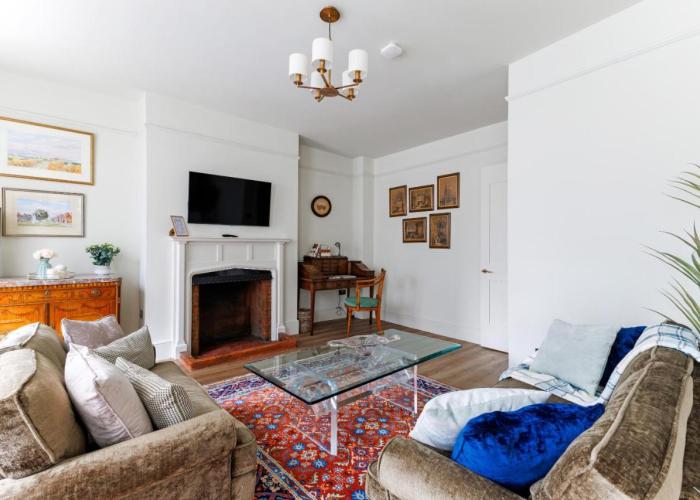 Consorts and Concubines