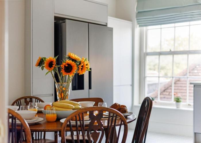 Consorts and Concubines