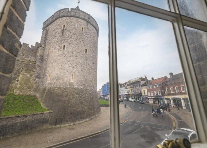 Consorts and Concubines