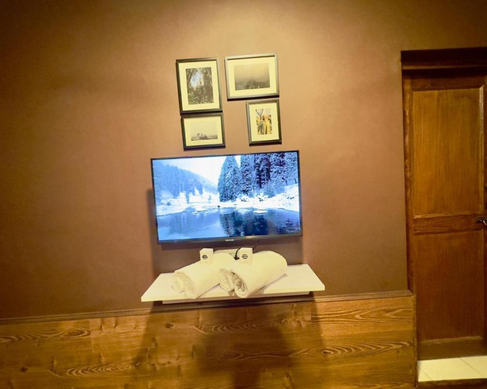 фото Hotel Jafson Accommodates