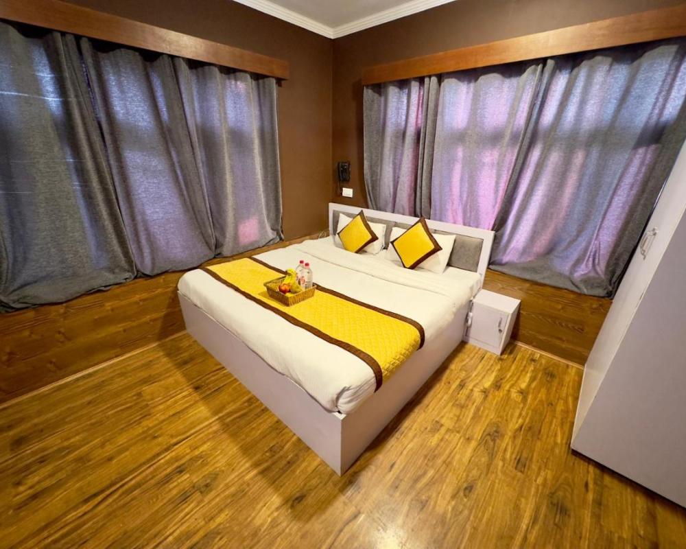фото Hotel Jafson Accommodates