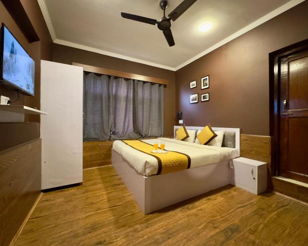 фото Hotel Jafson Accommodates