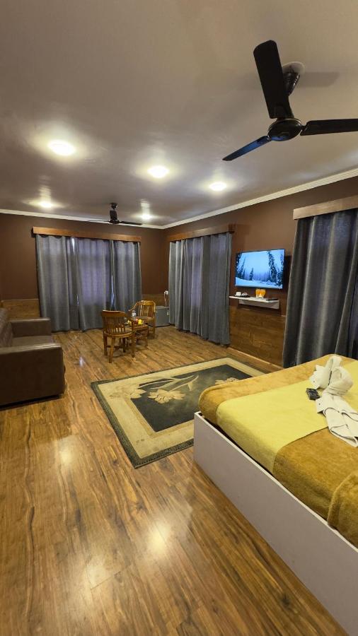 фото Hotel Jafson Accommodates