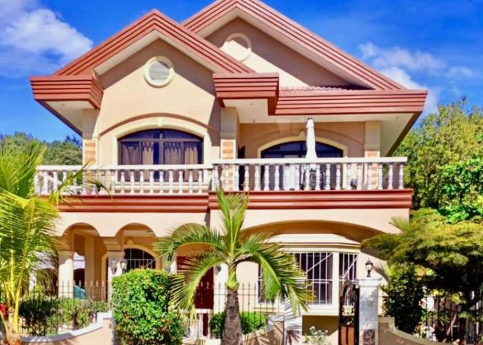 Entire House at Club Morocco Beach Club Subic