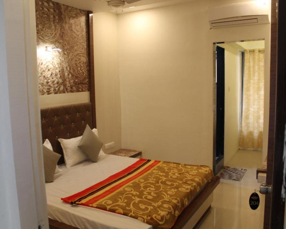 фото Hotel Skylark