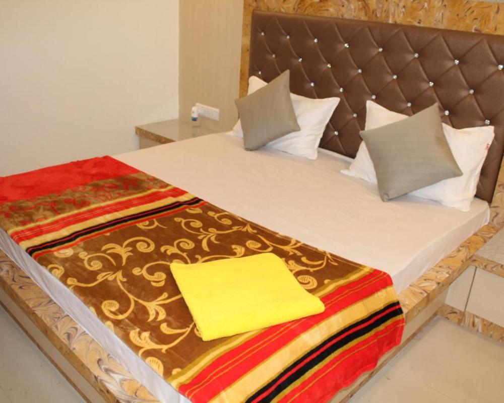 фото Hotel Skylark