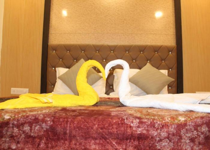 Hotel Skylark
