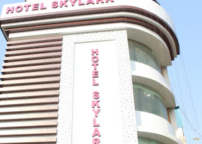 Hotel Skylark