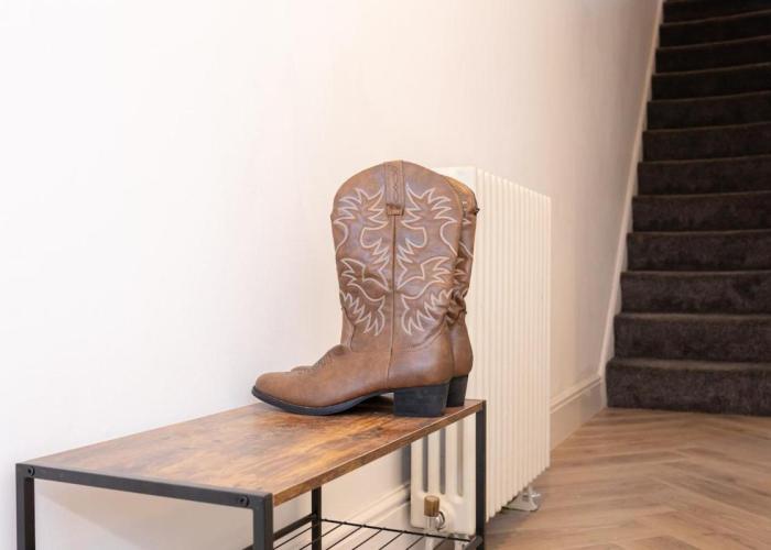 Western House - Central Warrington - Sleeps 5
