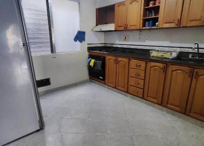Comoda Casa en Itagüí, cerca de Medellín! Ideal para Familias y Grupos