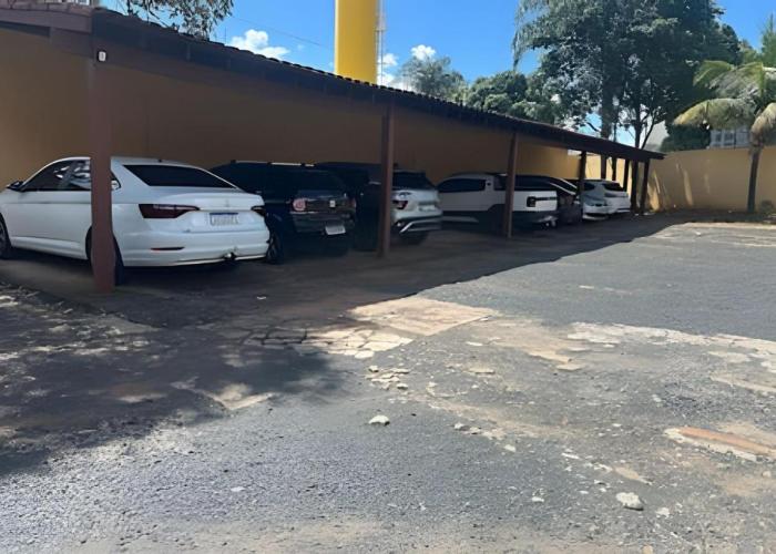 LN Flats & Suites
