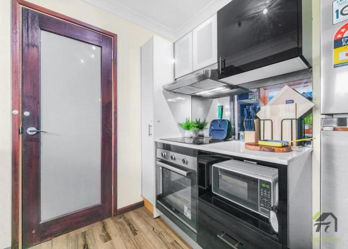 Located in Cranebrook, 3 bedrooms, relaxing home
