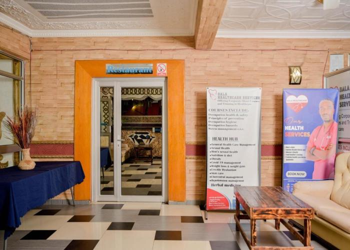 Crystal Palace Hotel