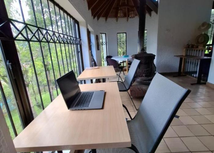 House life- La Calera