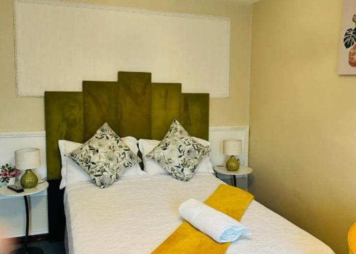 GoldenWays Motel Mbabane