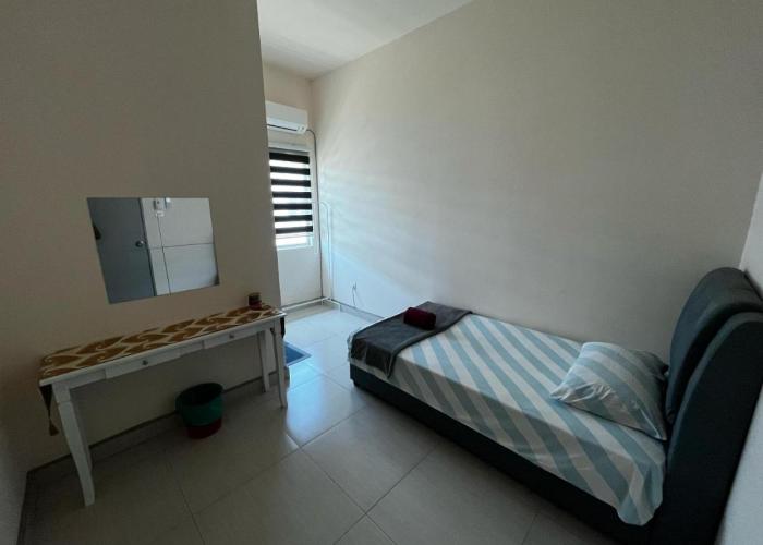 Homestay Adyana