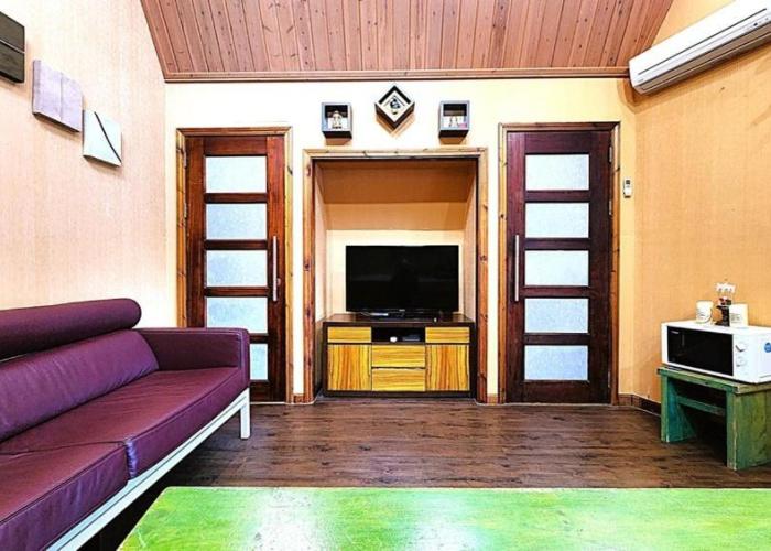 Pyeongchang Bench House Pension