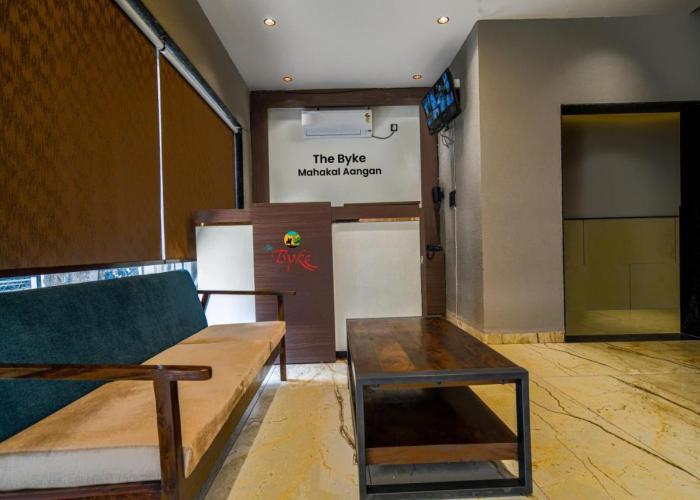 The Byke Hotel Mahakal Aangan