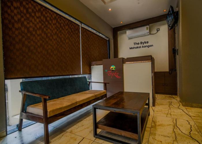 The Byke Hotel Mahakal Aangan