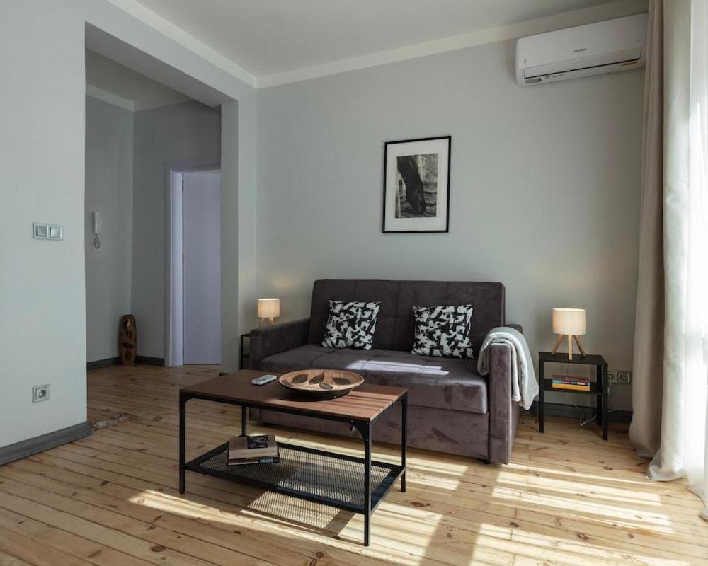 фото Downtown Stylish Flat